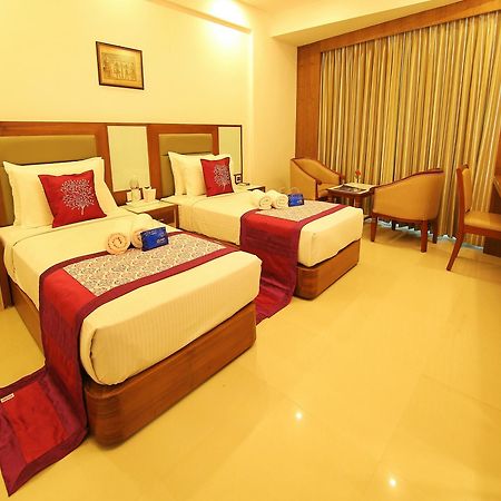 Hotel Arcadia Regency Alappuzha Экстерьер фото