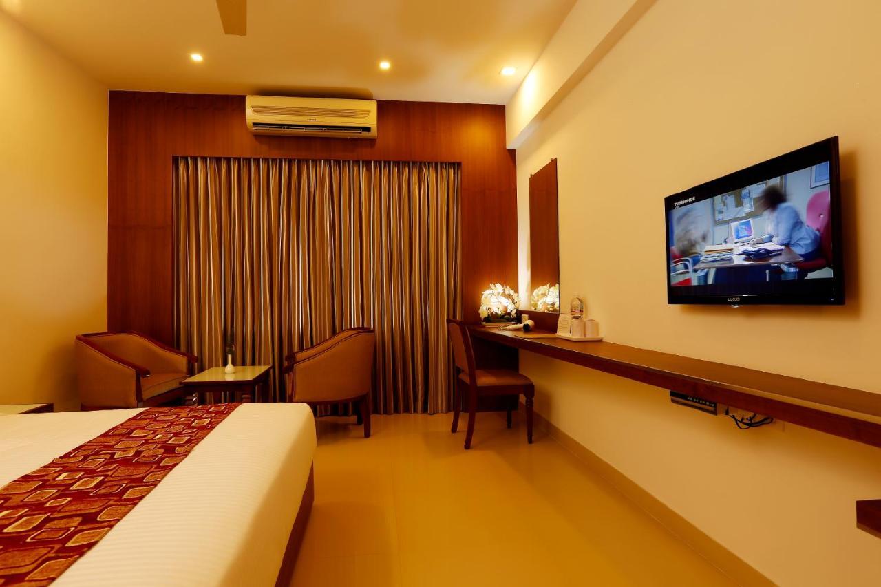 Hotel Arcadia Regency Alappuzha Экстерьер фото